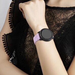 (NWT) Floral Light Purple Silicone Smartwatch Band – Adjustable